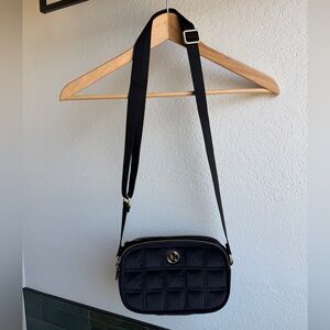 Crossbody Camera Bag Quilted Velvet. New. Perfect Condition. Gold Hardware. 2L.
